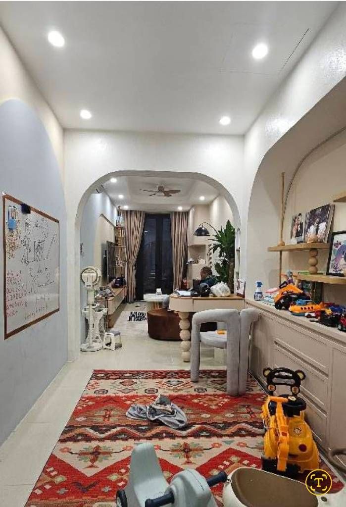 Bán nhà Minh Khai - diện tích 29,5m2 4 tầng - Nhà đẹp long lanh - giá 8,2 tỷ