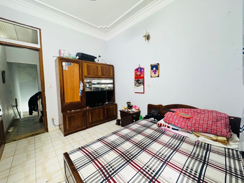 Bán nhà Thanh Nhàn - diện tích 42.2m2 3 tầng - Gần phố, tiện ích bạt ngàn - giá 11 tỷ