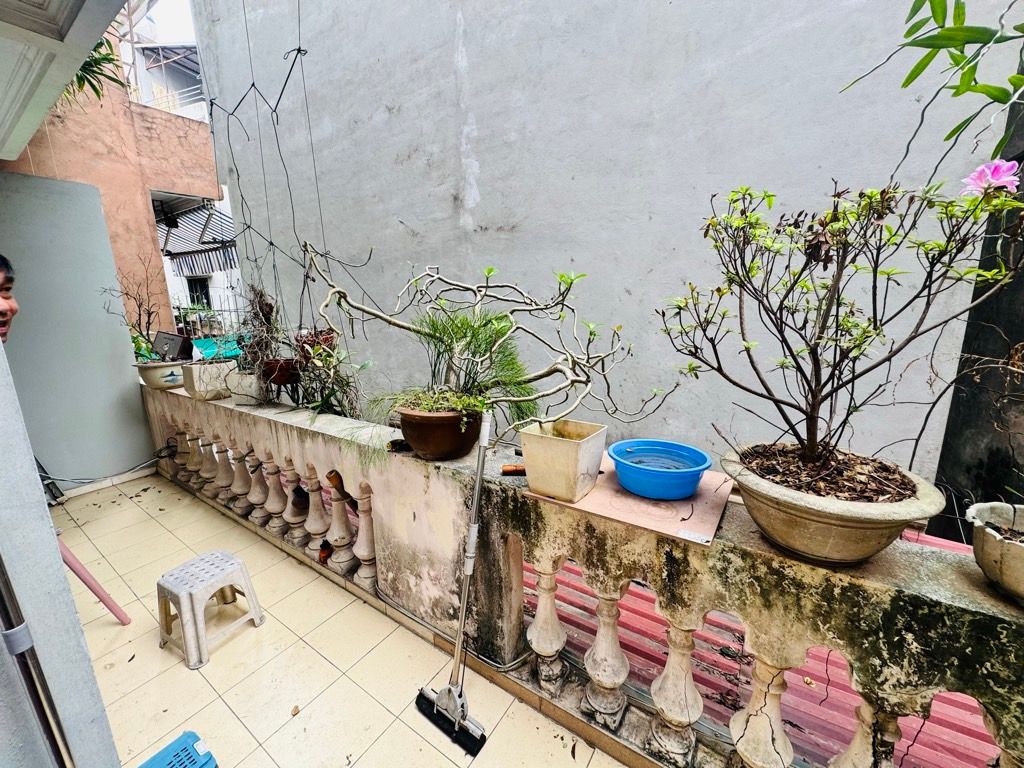 Bán nhà Thanh Nhàn - diện tích 42.2m2 3 tầng - Gần phố, tiện ích bạt ngàn - giá 11 tỷ