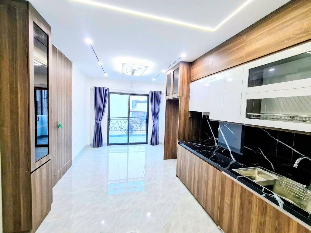 Bán nhà Hoàng Mai - diện tích 38m2 6 tầng - Lô góc, thang máy - giá 14,5 tỷ