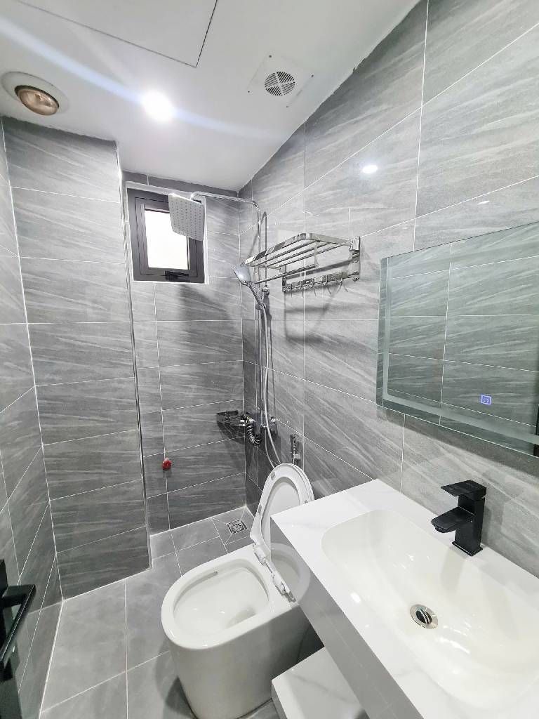 Bán nhà Hoàng Mai - diện tích 38m2 6 tầng - Lô góc, thang máy - giá 14,5 tỷ