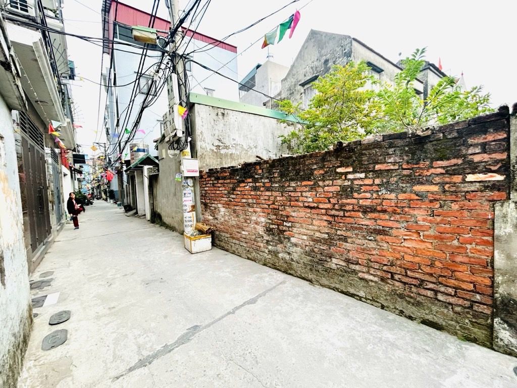 Bán nhà Yên Duyên - diện tích 125m2 1 tầng - Đất đẹp, ngõ thông - giá 16,8 tỷ