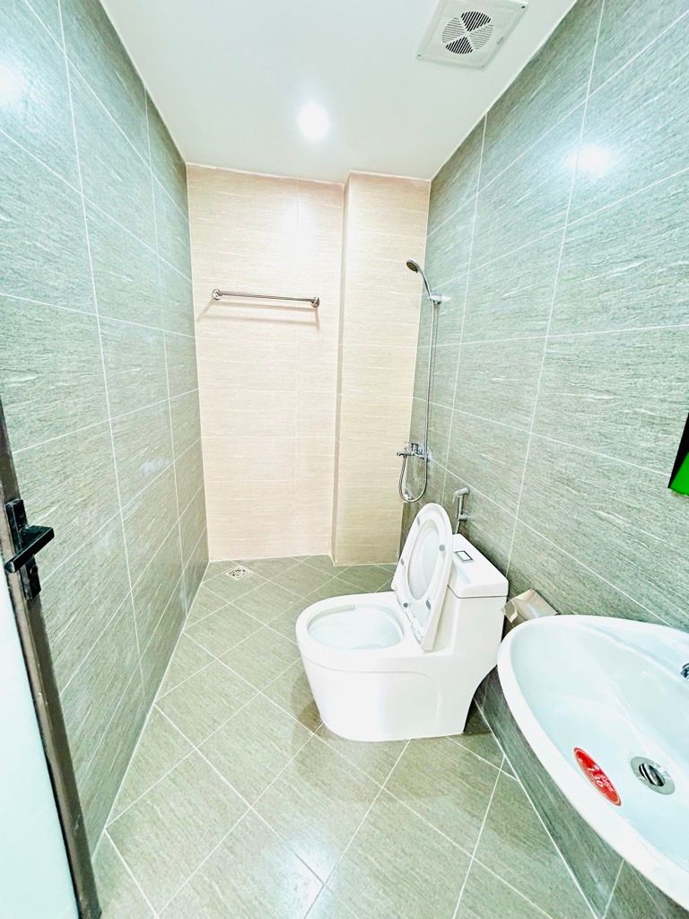 Bán nhà Thanh Đàm - diện tích 30m2 5 tầng - gần ô tô - giá 7,3 tỷ