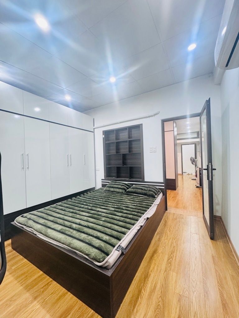 Bán nhà E4 Tập Thể Phương Mai - diện tích 60m2 1 tầng - Nhà đẹp ở ngay - giá 4 tỷ