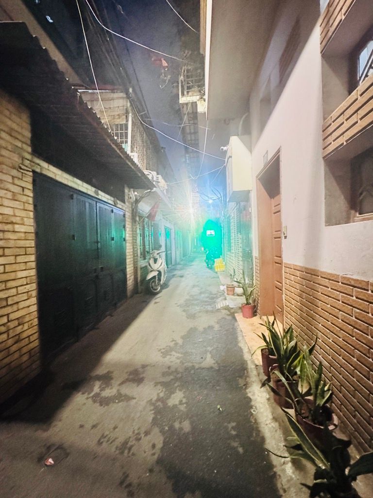 Bán nhà E4 Tập Thể Phương Mai - diện tích 60m2 1 tầng - Nhà đẹp ở ngay - giá 4 tỷ