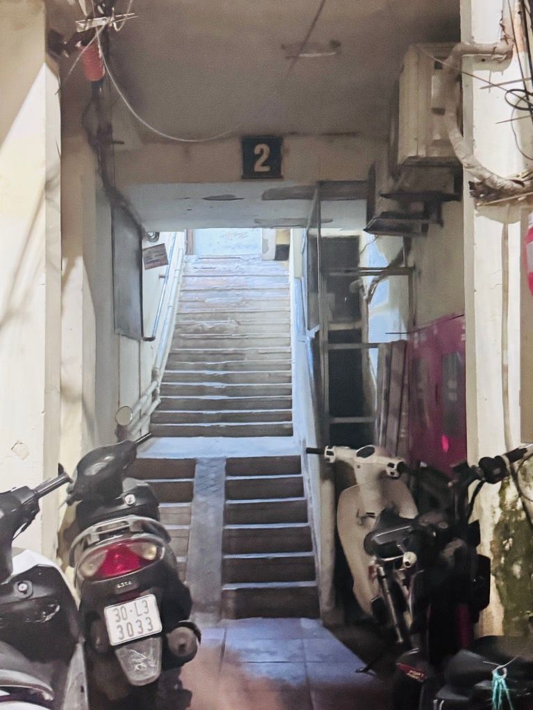 Bán nhà E4 Tập Thể Phương Mai - diện tích 60m2 1 tầng - Nhà đẹp ở ngay - giá 4 tỷ