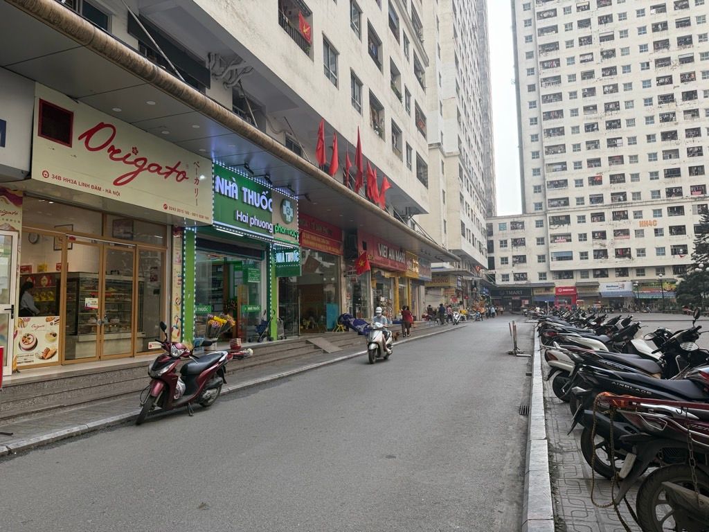 Bán nhà Linh Đàm - diện tích 45m2 1 tầng - Kinh doanh vô địch - giá 9,4 tỷ