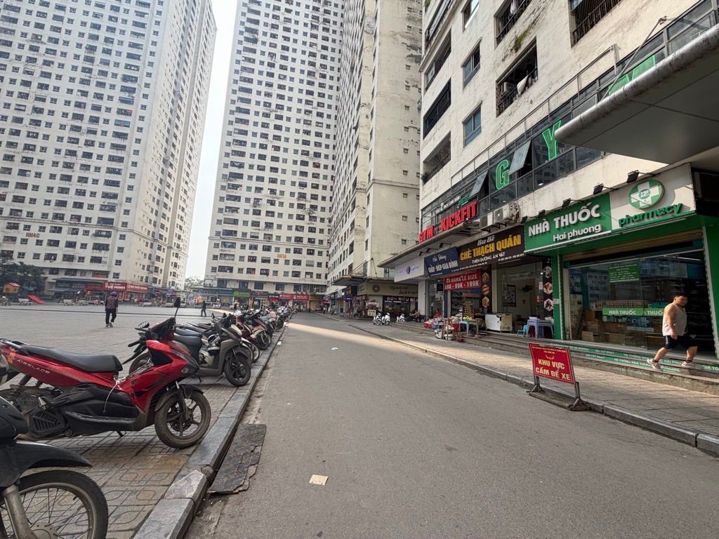 Bán nhà Linh Đàm - diện tích 44m2 1 tầng - Kinh doanh vô địch - giá 9,3 tỷ