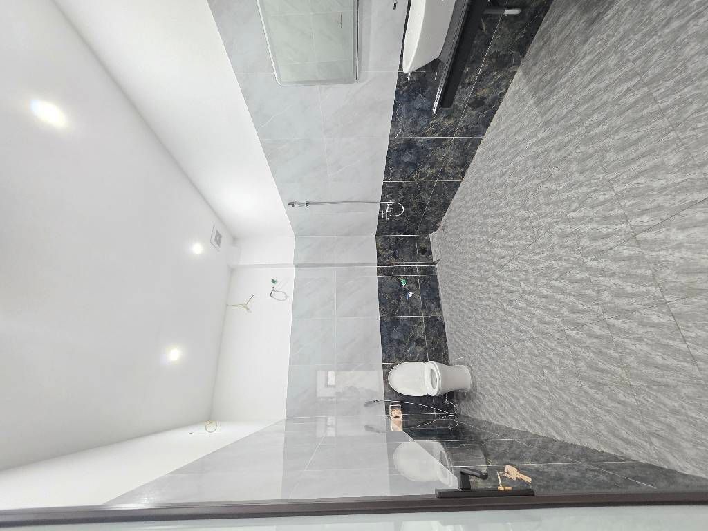 Bán nhà Ngõ Quỳnh - diện tích 39,3m2 5 tầng - Lô góc 2 mặt thoáng - giá 7,8 tỷ