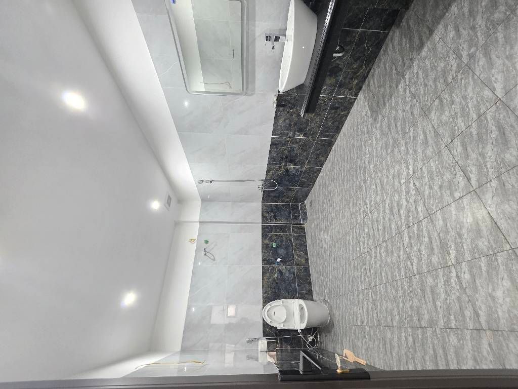 Bán nhà Ngõ Quỳnh - diện tích 39,3m2 5 tầng - Lô góc 2 mặt thoáng - giá 7,8 tỷ