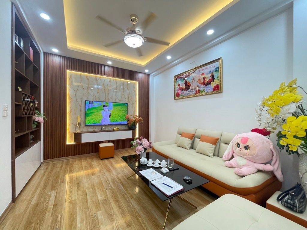 Bán nhà Trần Khánh Dư - diện tích 150m2 3 tầng - Siêu phẩm ở ngay quận Hai Bà Trưng - giá 5,89 tỷ