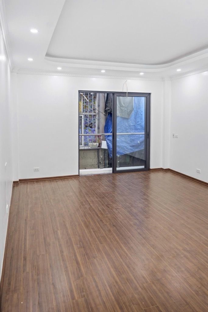 Bán nhà Bạch Đằng - diện tích 37m2 5 tầng - Nhà mới ở luôn - giá 6,5 tỷ