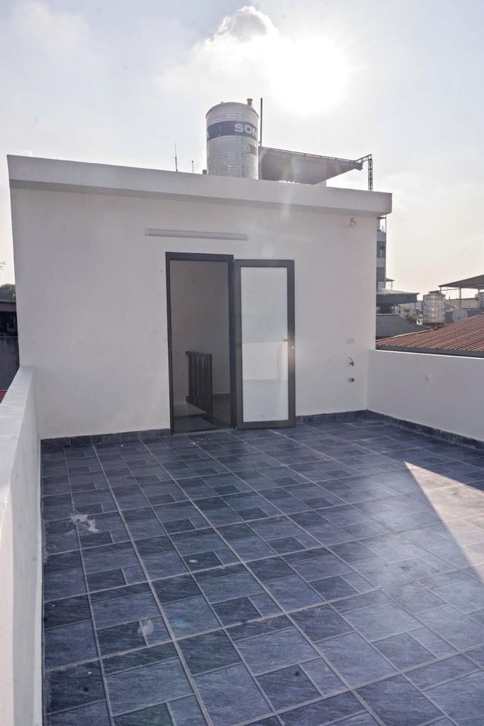 Bán nhà Bạch Đằng - diện tích 37m2 5 tầng - Nhà mới ở luôn - giá 6,5 tỷ