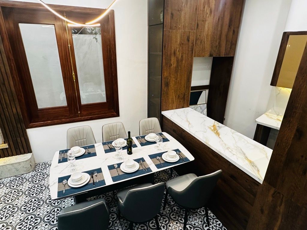 Bán nhà Hoàng Mai - diện tích 63.1m2 5 tầng - Ô TÔ ĐỖ CỬA THANG MÁY ĐẸP - giá 14,8 tỷ