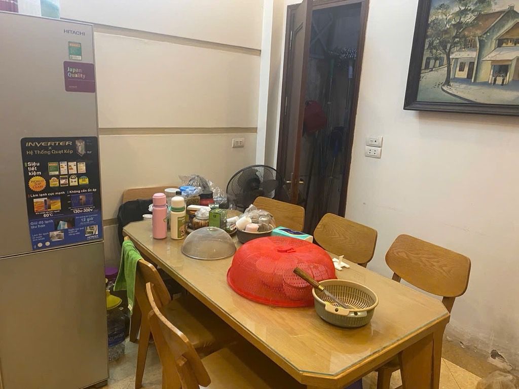 Bán nhà Nguyễn Chính - diện tích 37m2 5 tầng - ô tô đỗ cửa - giá 10,5 tỷ