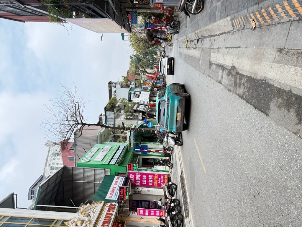 Bán nhà Trương Định - diện tích 62m2 5 tầng - Nhà mặt phố, ô tô tránh - giá 16,8 tỷ