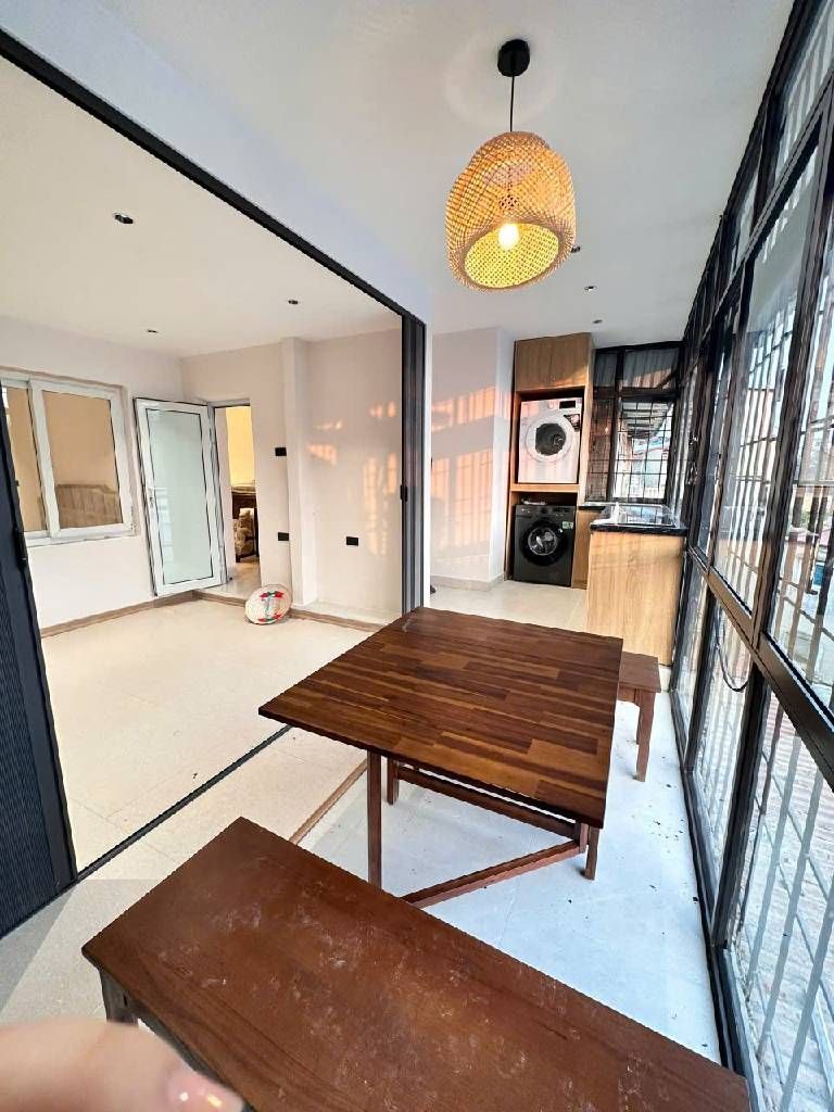 Bán nhà Nguyễn Trãi - diện tích 28.7m2 1 tầng - Ô TÔ ĐỖ CẦU THANG - giá 4,2 tỷ