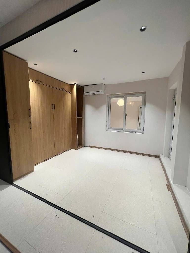 Bán nhà Nguyễn Trãi - diện tích 28.7m2 1 tầng - Ô TÔ ĐỖ CẦU THANG - giá 4,2 tỷ