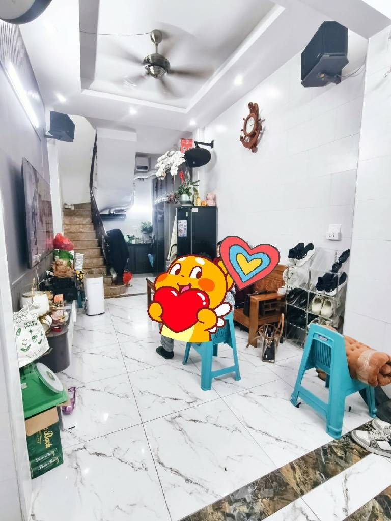 Bán nhà Văn Chương - diện tích 22.3m2 5 tầng - 3 ngủ, 3WC - giá 6,6 tỷ