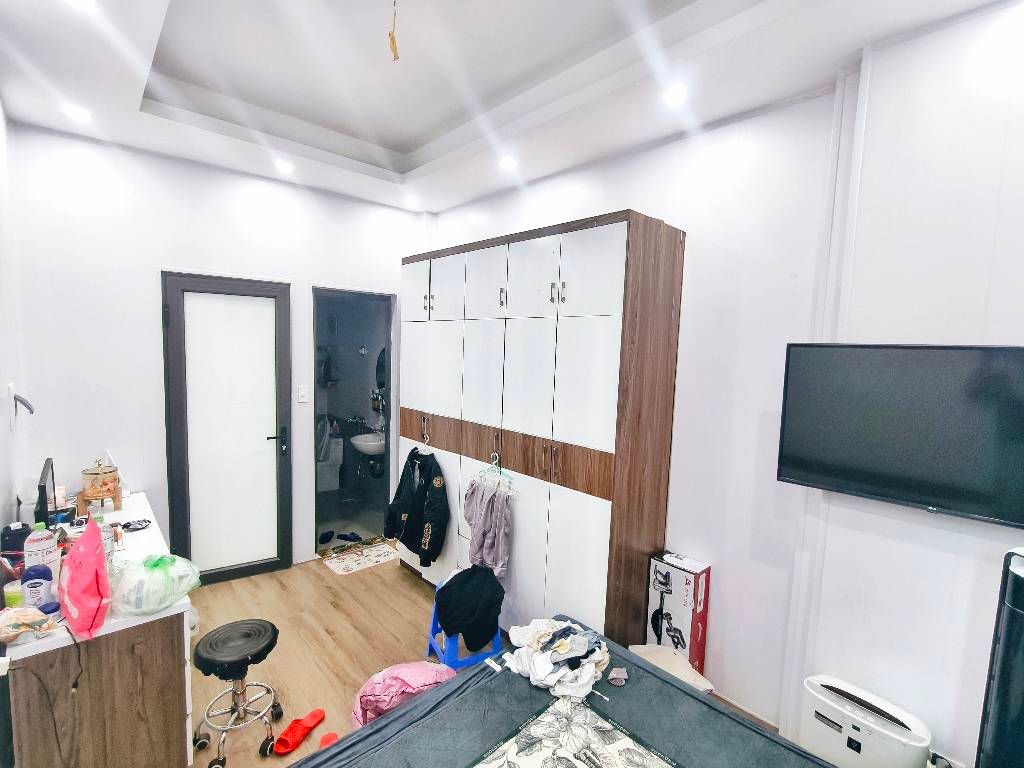 Bán nhà Văn Chương - diện tích 22.3m2 5 tầng - 3 ngủ, 3WC - giá 6,6 tỷ