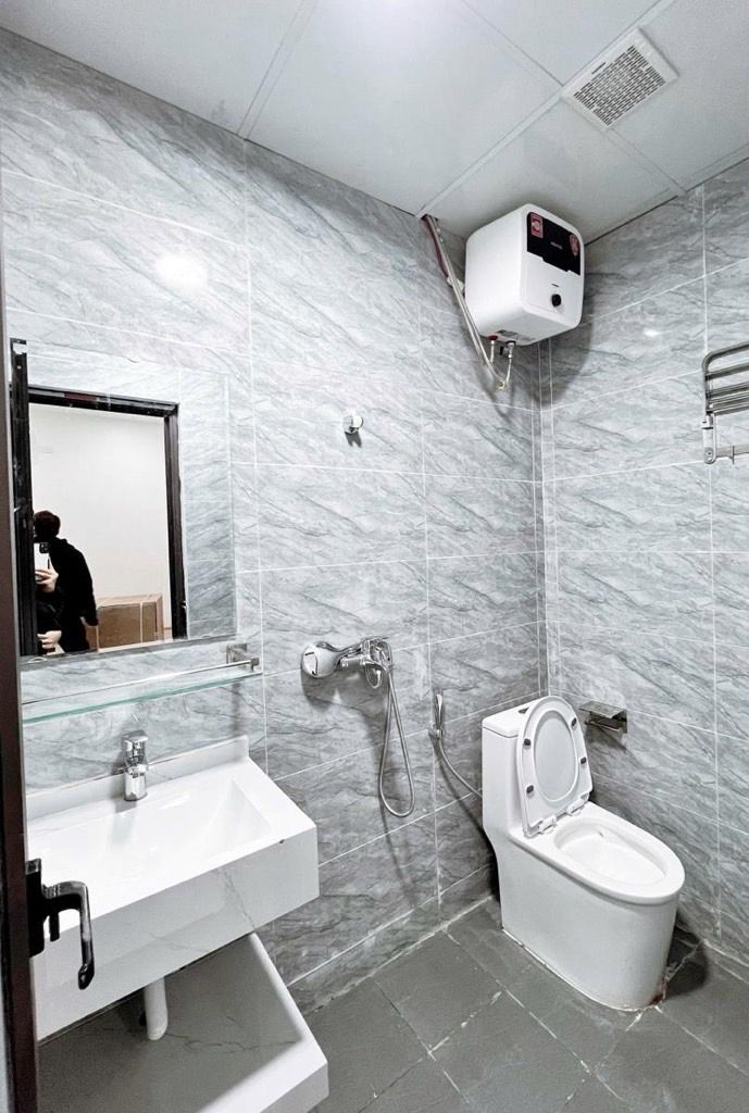 Bán nhà Mai Động - diện tích 80m2 6 tầng - Mặt tiền khủng, gần phố - giá 13,9 tỷ