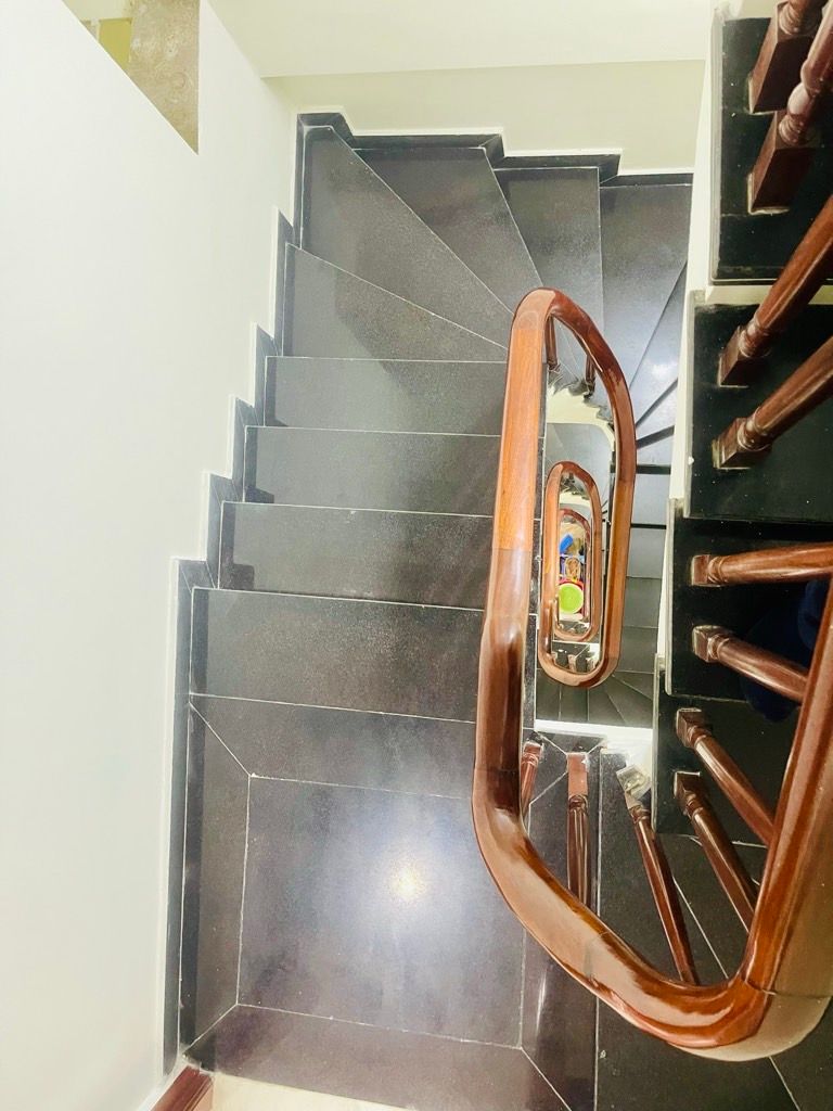 Bán nhà Ngõ Quỳnh - diện tích 38.8m2 5 tầng - Sổ đỏ chính chủ - giá 11 tỷ