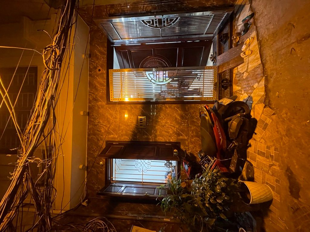 Bán nhà Ngõ Quỳnh - diện tích 38.8m2 5 tầng - Sổ đỏ chính chủ - giá 11 tỷ