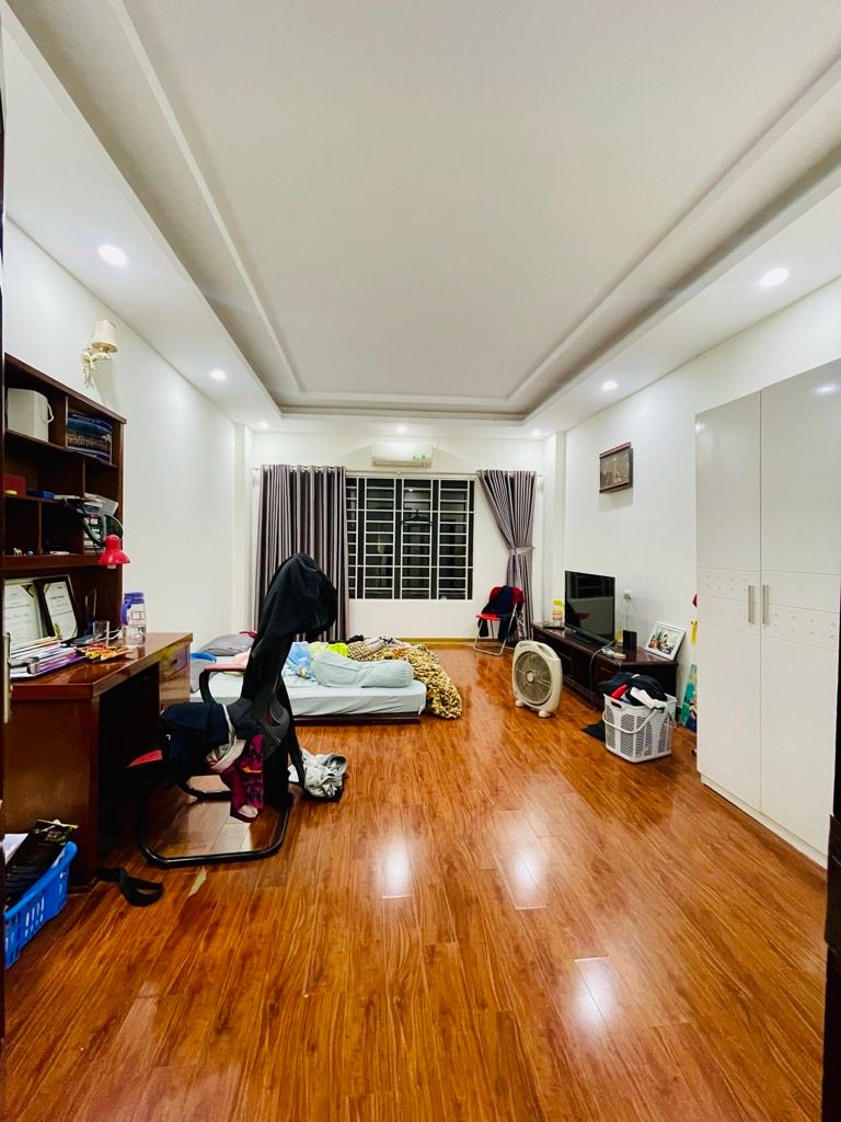 Bán nhà Ngõ Quỳnh - diện tích 38.8m2 5 tầng - Sổ đỏ chính chủ - giá 11 tỷ