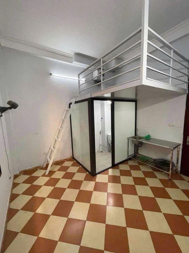 Bán nhà Giáp Bát - diện tích 45m2 5 tầng - 2 mặt thoáng - giá 11,8 tỷ