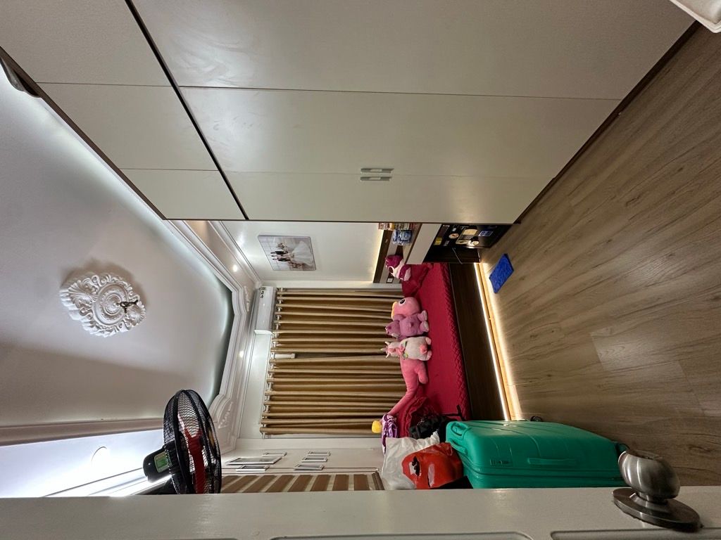 Bán nhà Hoàng Mai - diện tích 26,6m2 4 tầng - Lô góc, ngõ ô tô tránh - giá 9,9 tỷ