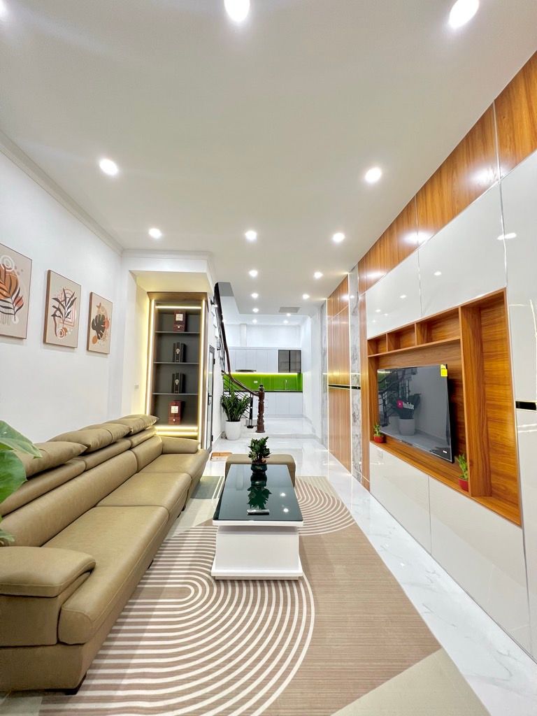 Bán nhà Tân Triều - diện tích 35m2 5 tầng - Ô tô qua nhà - giá 8,6 tỷ