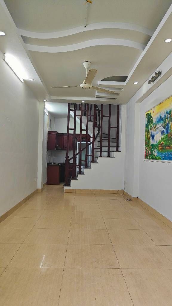 Bán nhà Nam Dư - diện tích 30.4m2 5 tầng - Ô TÔ ĐỖ CỬA - giá 7,5 tỷ