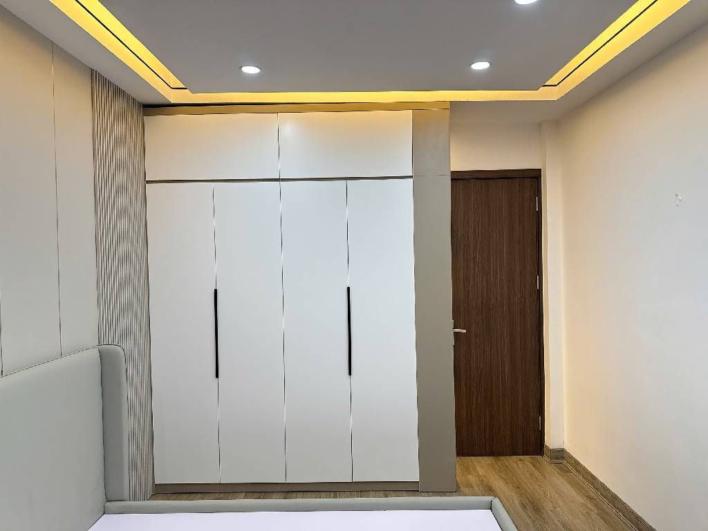Bán nhà Quan Nhân - diện tích 38m2 5 tầng - Cực gần ô tô - giá 10 tỷ