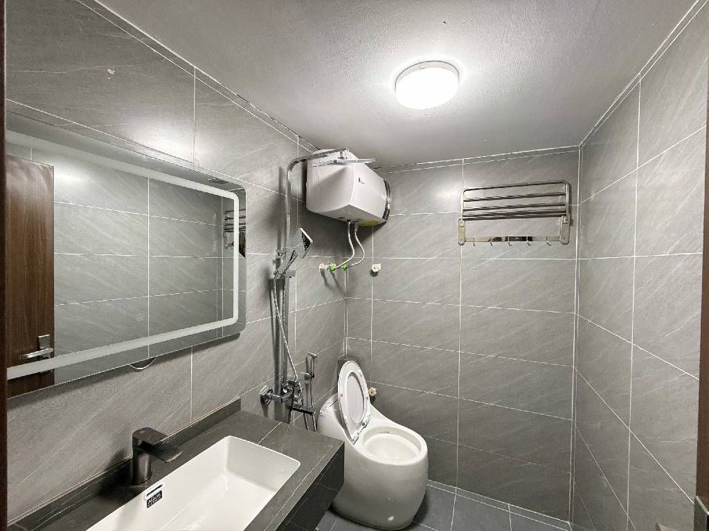 Bán nhà Quan Nhân - diện tích 38m2 5 tầng - Cực gần ô tô - giá 10 tỷ