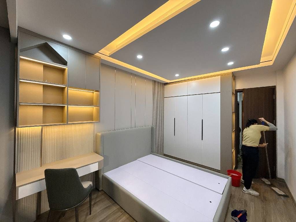 Bán nhà Quan Nhân - diện tích 38m2 5 tầng - Cực gần ô tô - giá 10 tỷ