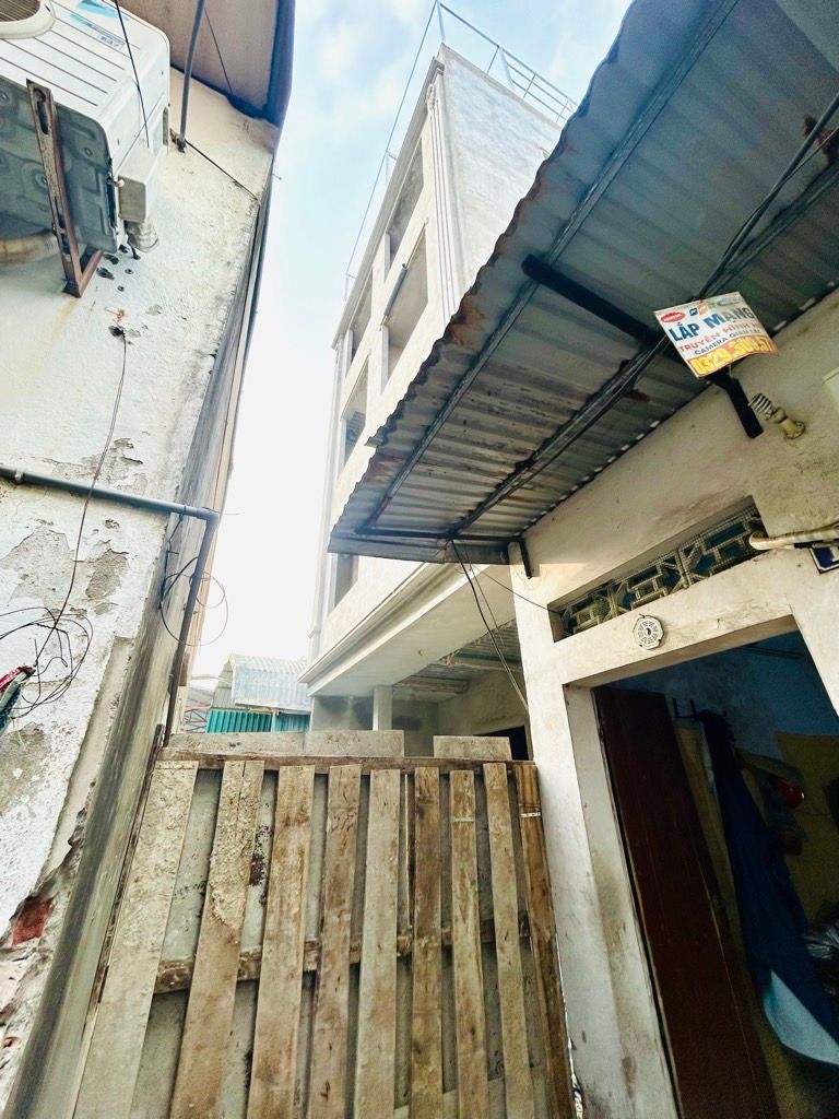 Bán nhà Thanh Đàm - diện tích 61.5m2 5 tầng - Nhà đẹp hiếm có - giá 11,5 tỷ