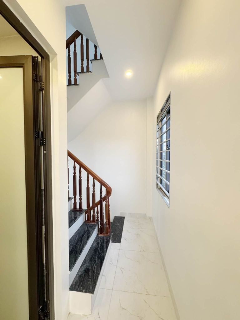 Bán nhà Nam Dư - diện tích 36m2 5 tầng - Lô góc thoáng sáng - giá 7,75 tỷ