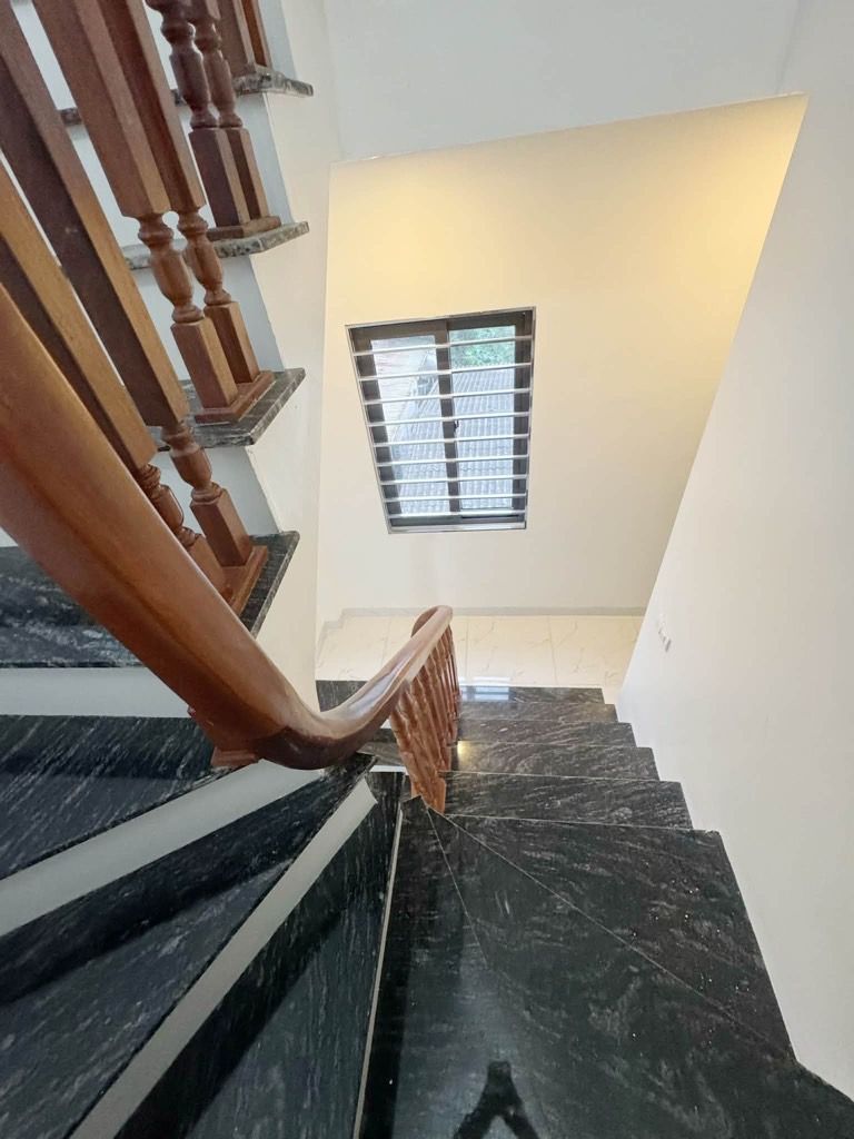 Bán nhà Nam Dư - diện tích 36m2 5 tầng - Lô góc thoáng sáng - giá 7,75 tỷ