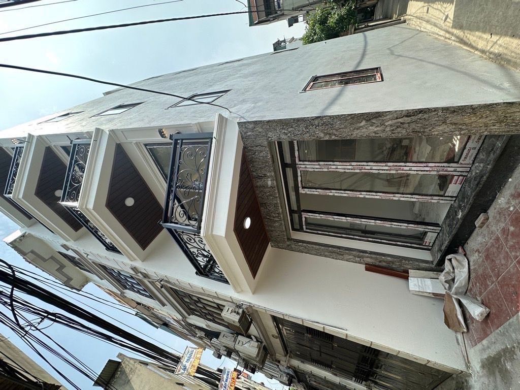 Bán nhà Nam Dư - diện tích 36m2 5 tầng - Lô góc thoáng sáng - giá 7,75 tỷ