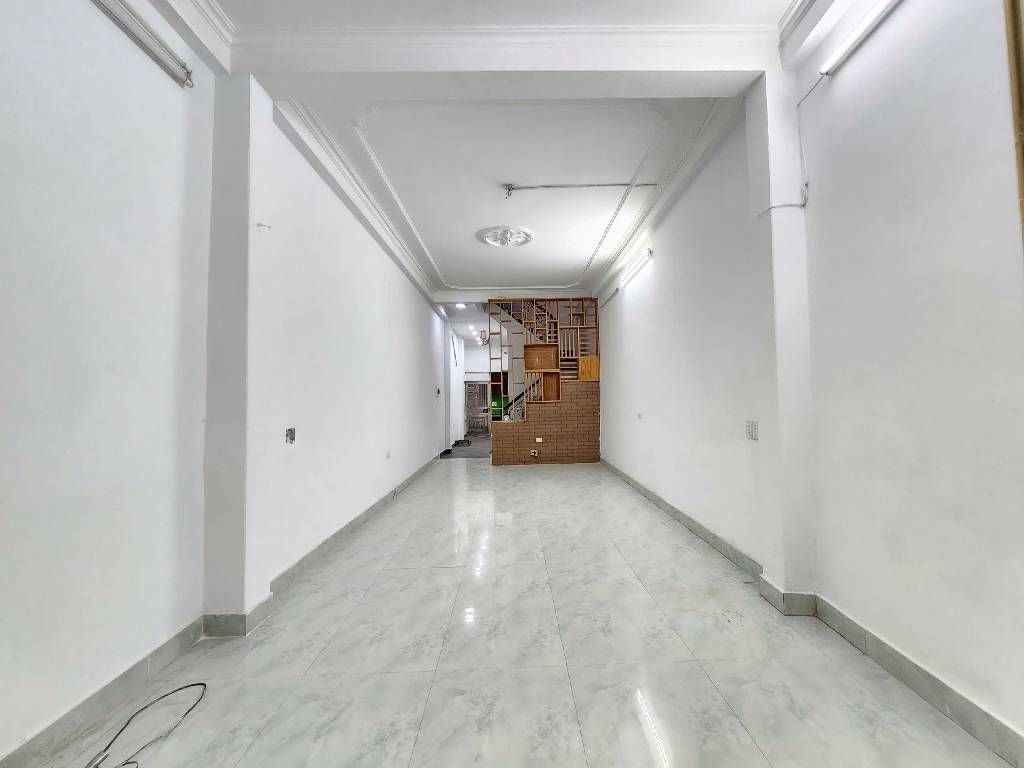 Bán nhà Tân Mai - diện tích 37,2m2 4 tầng - 2 mặt thoáng - giá 14,85 tỷ