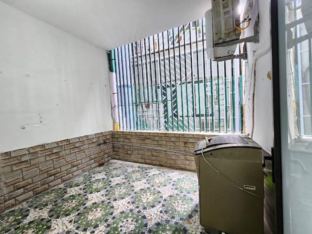 Bán nhà Tân Mai - diện tích 37,2m2 4 tầng - 2 mặt thoáng - giá 14,85 tỷ