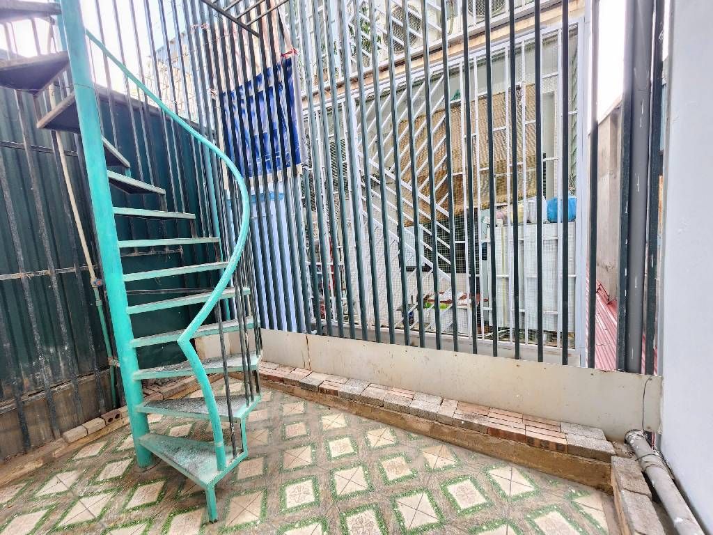 Bán nhà Tân Mai - diện tích 37,2m2 4 tầng - 2 mặt thoáng - giá 14,85 tỷ