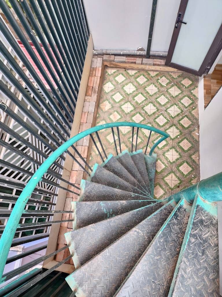 Bán nhà Tân Mai - diện tích 37,2m2 4 tầng - 2 mặt thoáng - giá 14,85 tỷ