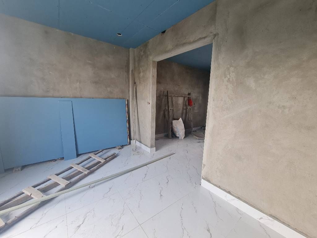 Bán nhà Dương Văn Bé - diện tích 50.6m2 5 tầng - Thang máy, ô tô vào nhà - giá 14 tỷ