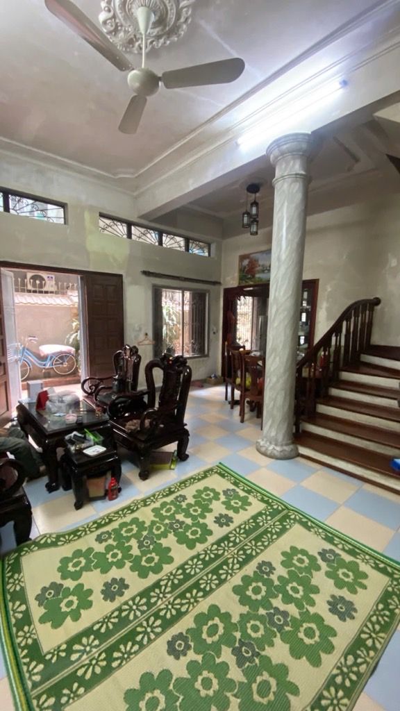 Bán nhà Nguyễn Ngọc Nại - diện tích 87m2 4 tầng - Nhà góc lô có sân rộng - giá 24 tỷ