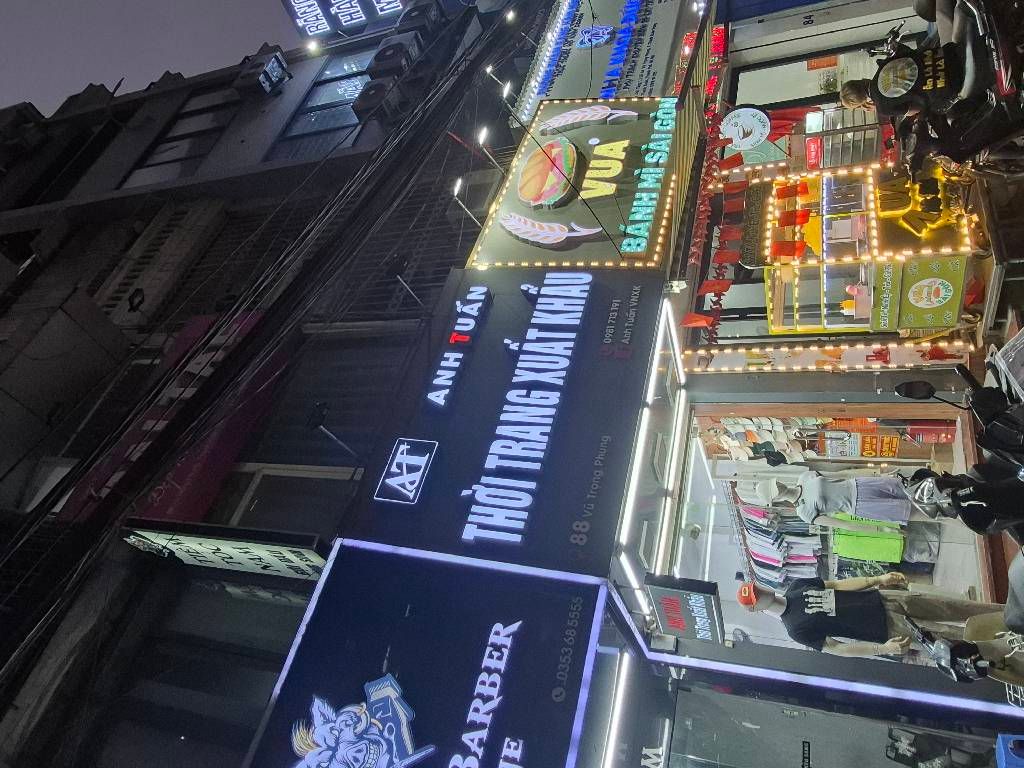 Bán nhà Vũ Trọng Phụng - diện tích 35m2 4 tầng - Mặt phố VIP - giá 21,5 tỷ