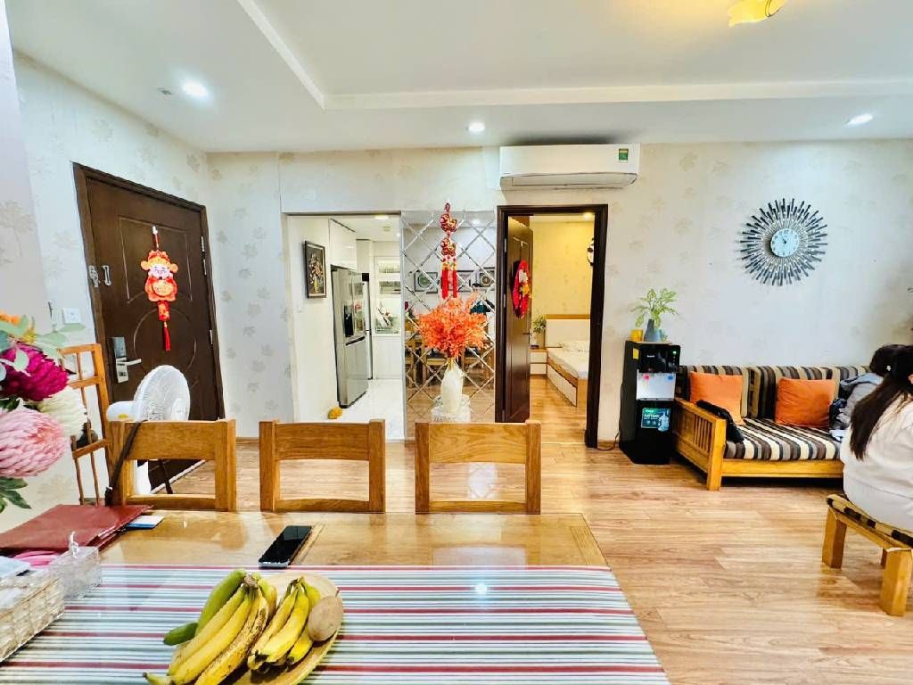 Bán nhà Minh Khai - diện tích 87.7m2 1 tầng - Căn hộ chung cư gốc - giá 12,5 tỷ