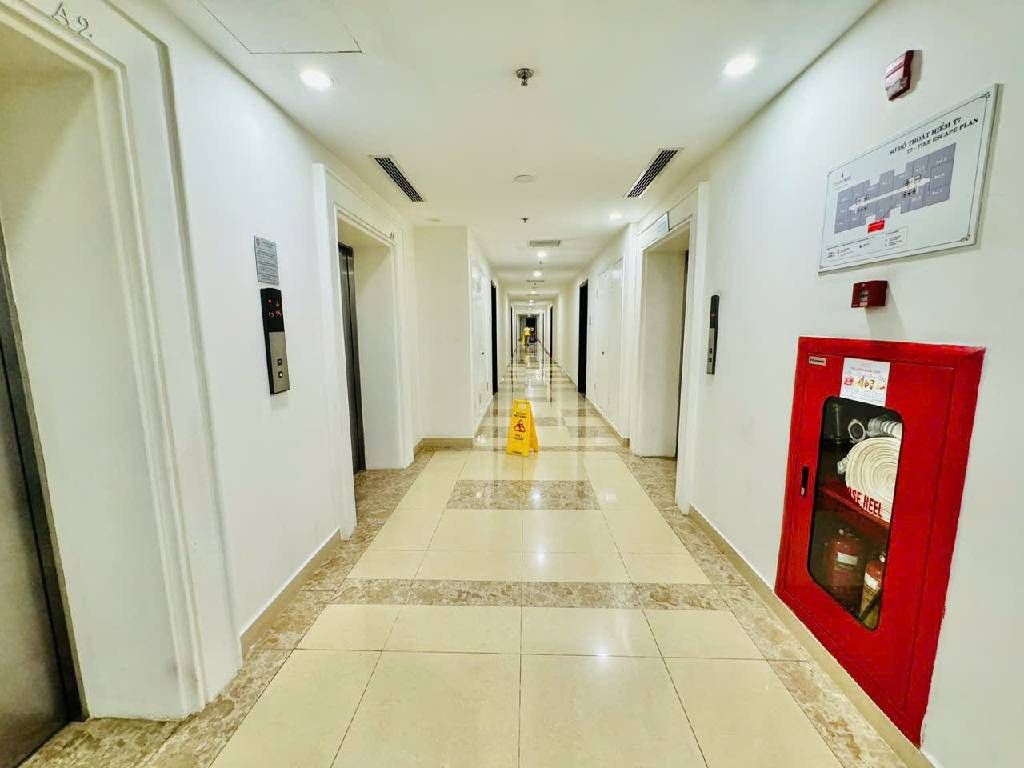 Bán nhà Minh Khai - diện tích 87.7m2 1 tầng - Căn hộ chung cư gốc - giá 12,5 tỷ