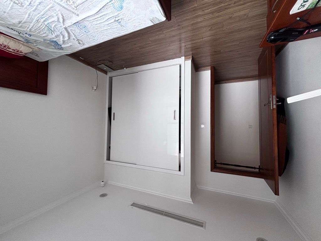 Bán nhà Minh Khai - diện tích 93.3m2 35 tầng - Lô góc - giá 14,2 tỷ