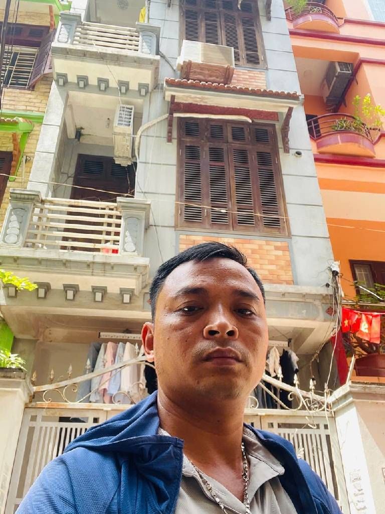 Bán nhà Định Công - diện tích 71.8m2 5 tầng - Ô tô tránh - giá 19,3 tỷ